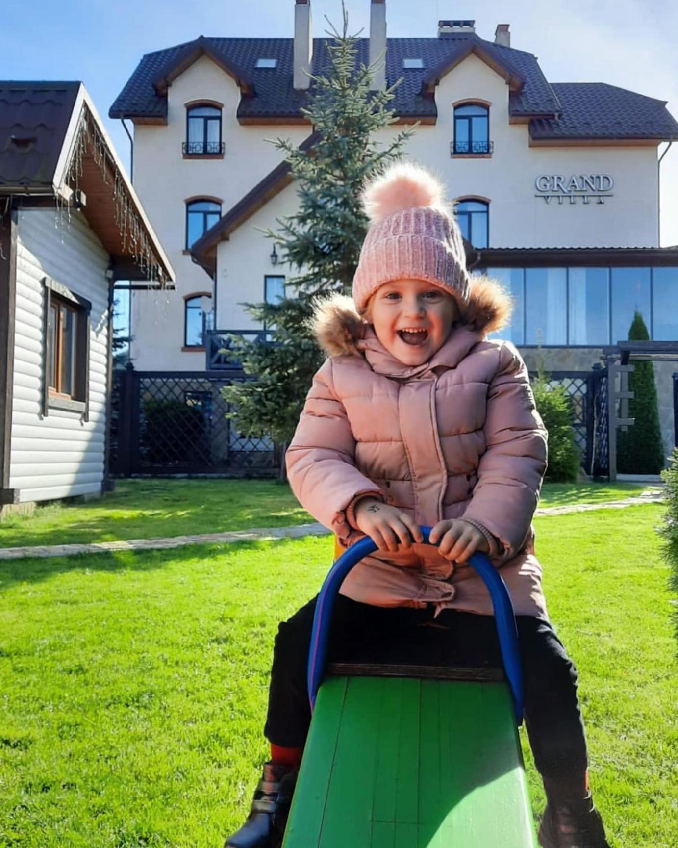 Villa Grand Skhidnytsia Exteriör bild